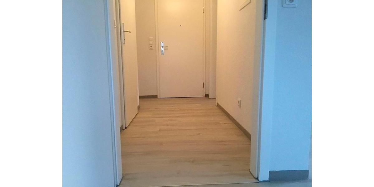 Dachgeschoßwohnung Dortmund Mengede - 2.5 Zimmer, 60 m&sup2;, 530&euro; | Angebot:25996622