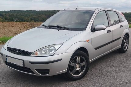 Ford Focus 128.000 km 800 &euro; Menden 58708