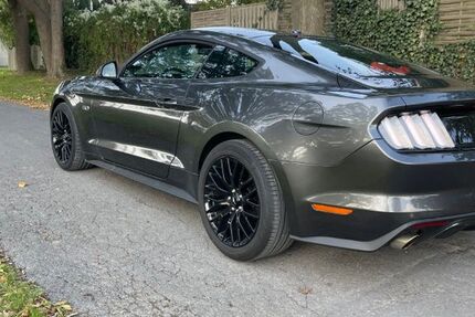 Ford Mustang 164.000 km 19.990 &euro; Werl 59457