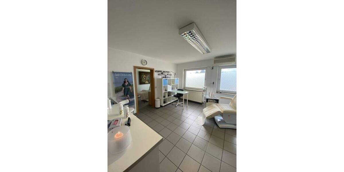 Gewerbeobjekt Unna Königsborn - 4 Zimmer, 63 m&sup2;, 600&euro; | Angebot:25673728