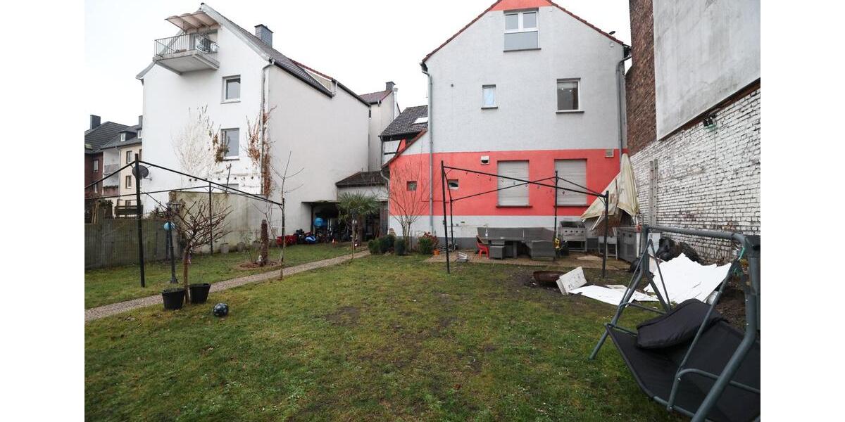 Einfamilienhaus Castrop-Rauxel Rauxel - 11 Zimmer, 415 m&sup2;, 449.000&euro; | Angebot:25231016