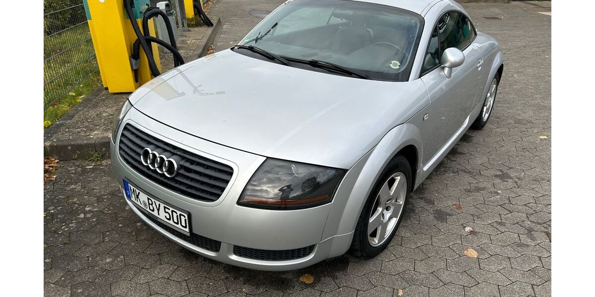 Audi TT 196.000 km 5.990 &euro; Hemer 58675