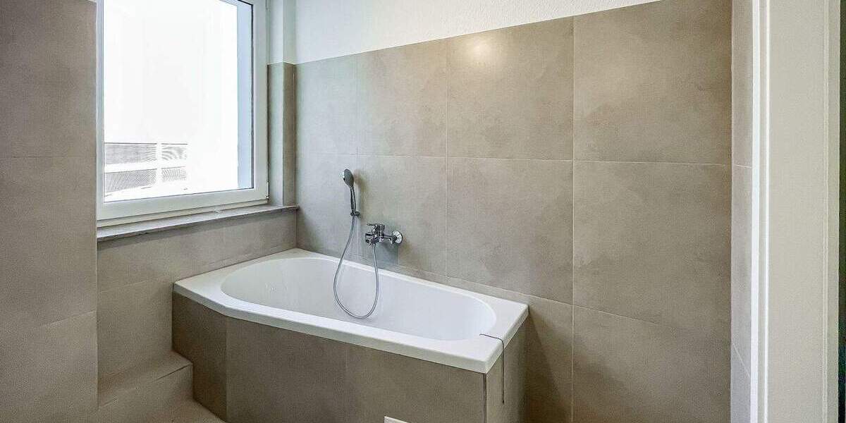 Etagenwohnung Bochum Innenstadt - 3 Zimmer, 88 m&sup2;, 800&euro; | Angebot:25726830