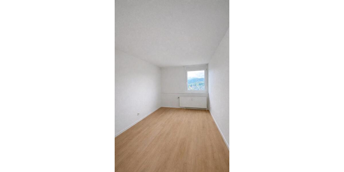 Dachgeschoßwohnung Werdohl - 3.5 Zimmer, 75 m&sup2;, 560&euro; | Angebot:25152074