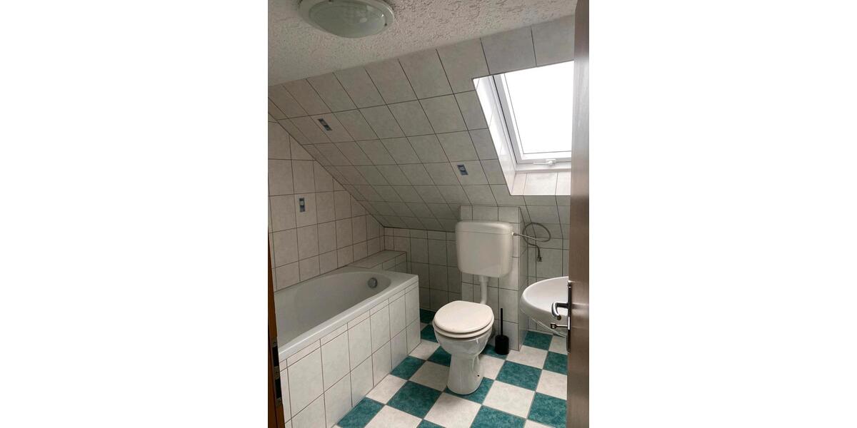 Dachgeschoßwohnung Iserlohn - 1 Zimmer, 48 m&sup2;, 550&euro; | Angebot:24850407