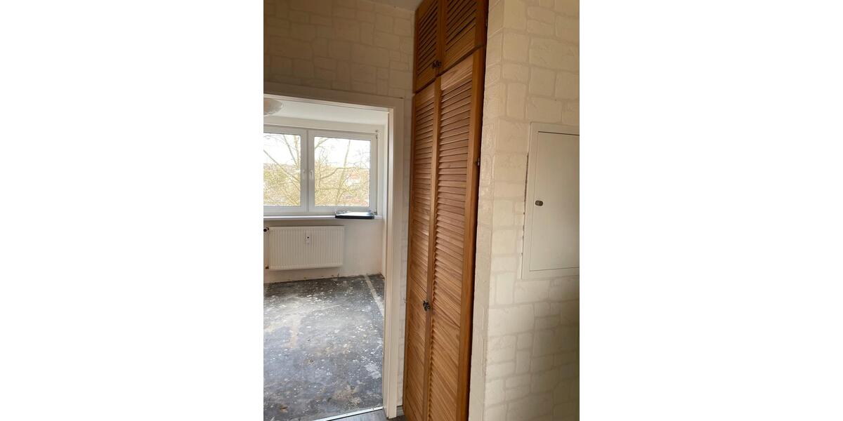 Dachgeschoßwohnung Bochum Bochum-Südwest - 4 Zimmer, 70 m&sup2;, 750&euro; | Angebot:25999469