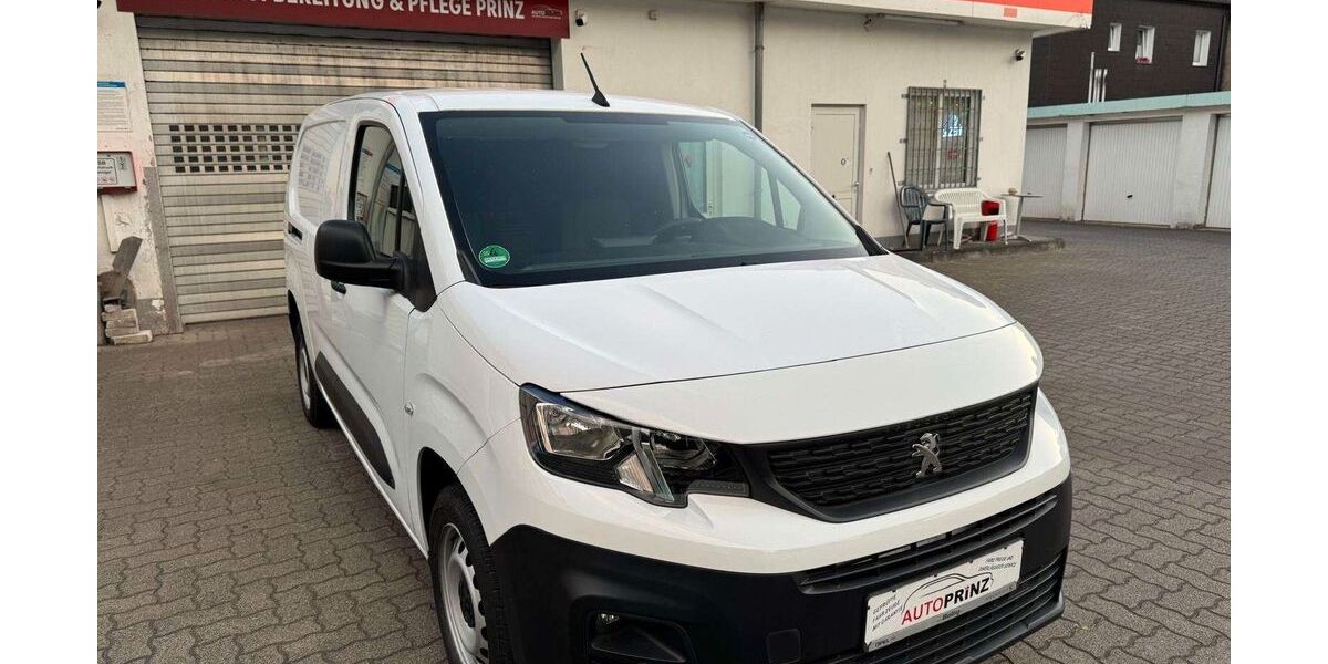 Peugeot Partner 113.094 km 9.700 &euro; Herne 44652