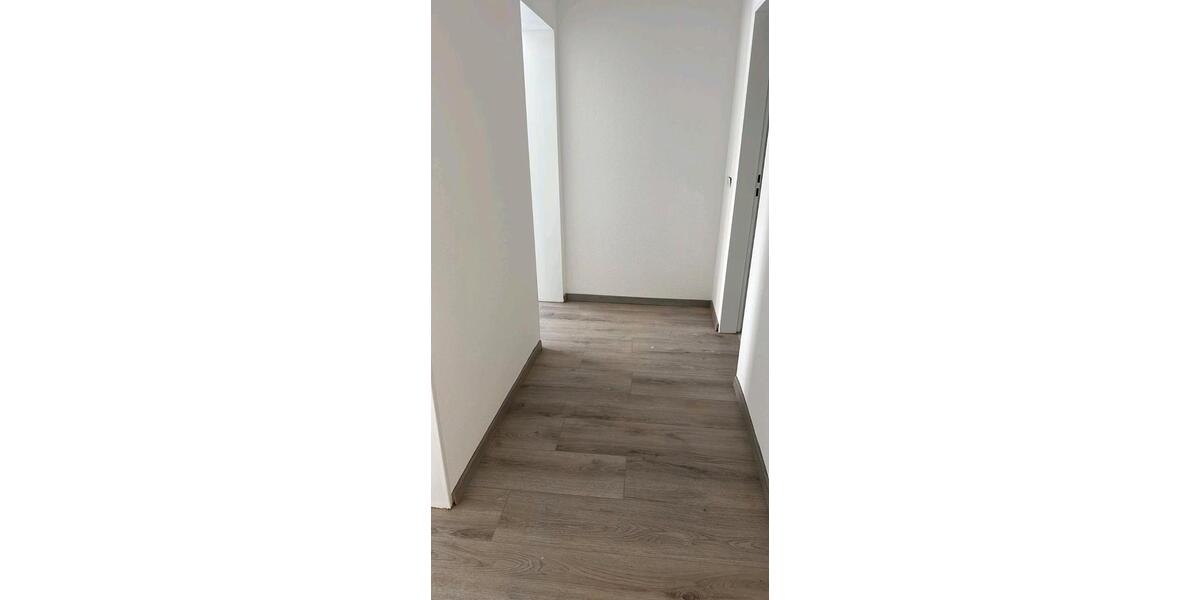 Etagenwohnung Ennepetal - 3 Zimmer, 84 m&sup2;, 600&euro; | Angebot:25444015