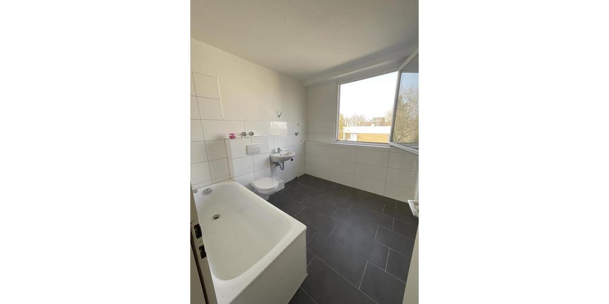 Etagenwohnung Dortmund Hombruch - 2 Zimmer, 66 m&sup2;, 401&euro; | Angebot:25305612