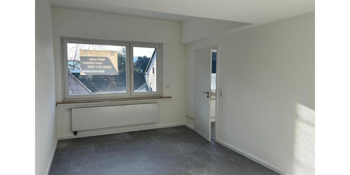 Etagenwohnung Arnsberg Rusch - 3 Zimmer, 100 m&sup2;, 950&euro; | Angebot:24641468