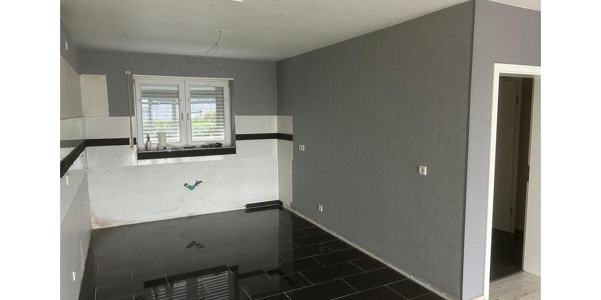 Doppelhaushälfte Breckerfeld - 5 Zimmer, 130 m&sup2;, 400.000&euro; | Angebot:24774546