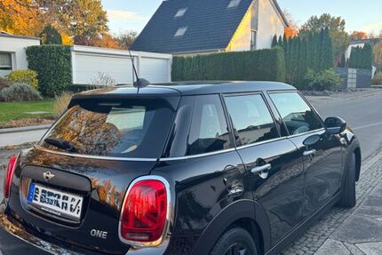 Mini ONE 99.800 km 11.800 &euro; Dortmund 44141