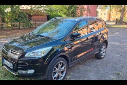 Ford Kuga 149.670 km 8.950 &euro; Dortmund 44225