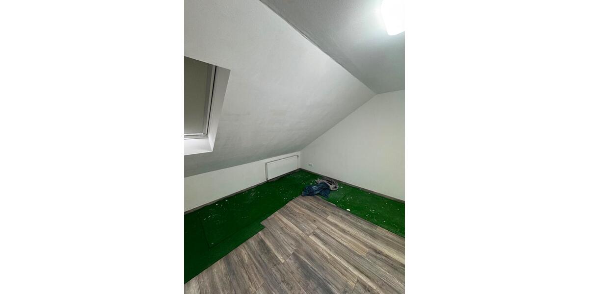 Dachgeschoßwohnung Menden (Sauerland) Bösperde - 3 Zimmer, 100 m&sup2;, 750&euro; | Angebot:27629192
