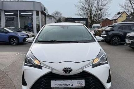 Toyota Yaris 105.254 km 9.900 &euro; Datteln 45711
