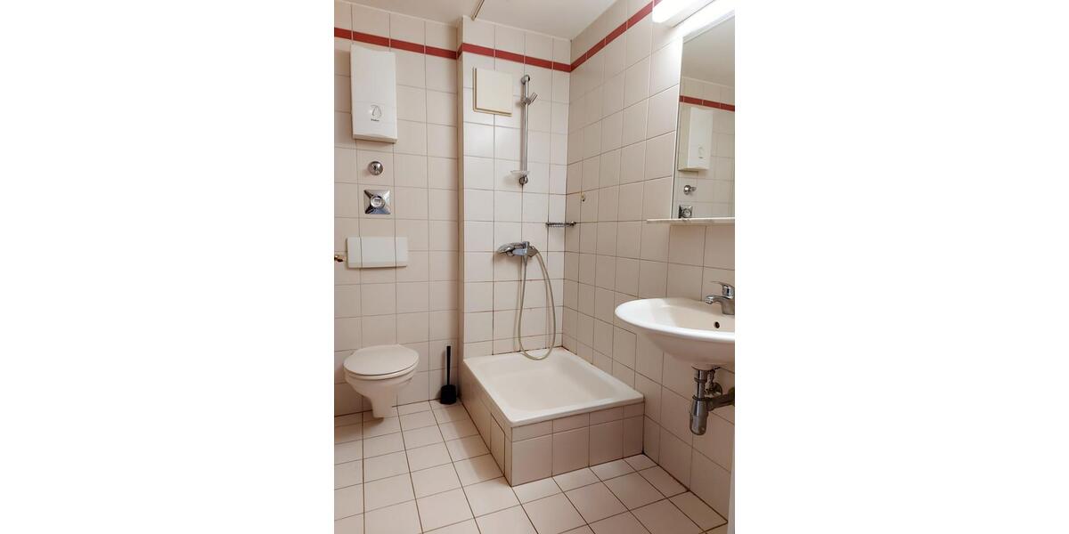 Etagenwohnung Bochum Bochum-Mitte - 1 Zimmer, 29 m&sup2;, 355&euro; | Angebot:25548112