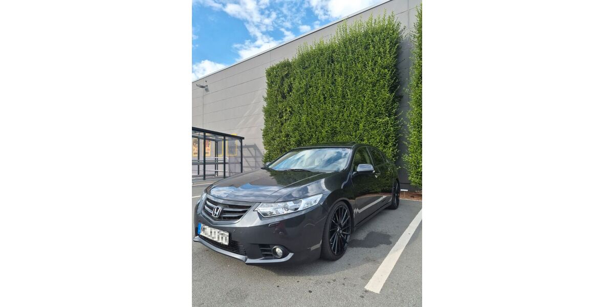 Honda Accord 180.000 km 9.550 &euro; Hemer 58675