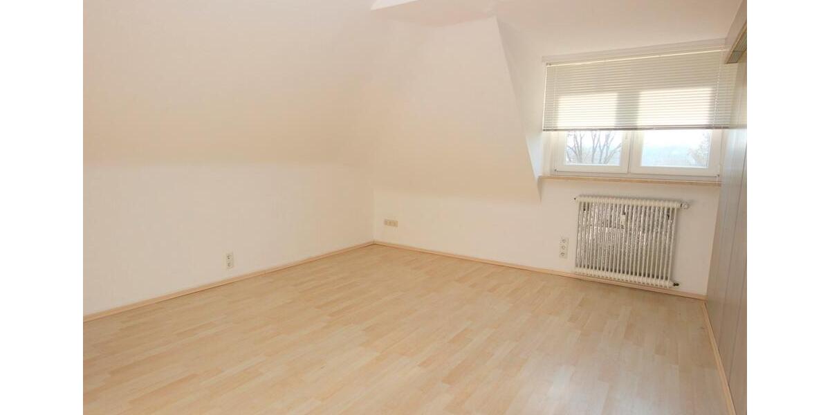 Dachgeschoßwohnung Hagen Hagen-Mitte - 3 Zimmer, 85 m&sup2;, 850&euro; | Angebot:20575913