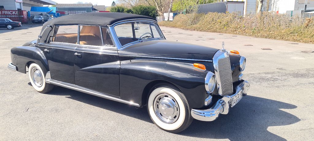 Mercedes-Benz 300 94.500 km 127.000 &euro; Dortmund 44143