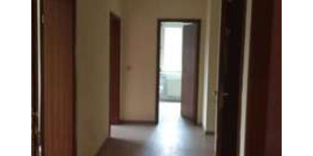 Etagenwohnung Altena - 2 Zimmer, 82 m&sup2;, 250&euro; | Angebot:24726858