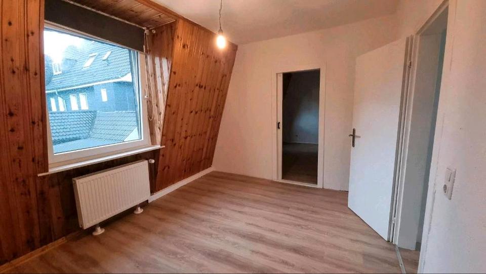 Reihenhaus Bochum Bochum-Nord - 4 Zimmer, 85 m&sup2;, 1.100&euro; | Angebot:25967725