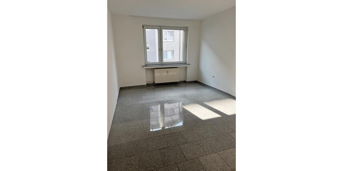 Etagenwohnung Hagen - 4 Zimmer, 80 m&sup2;, 750&euro; | Angebot:25499340