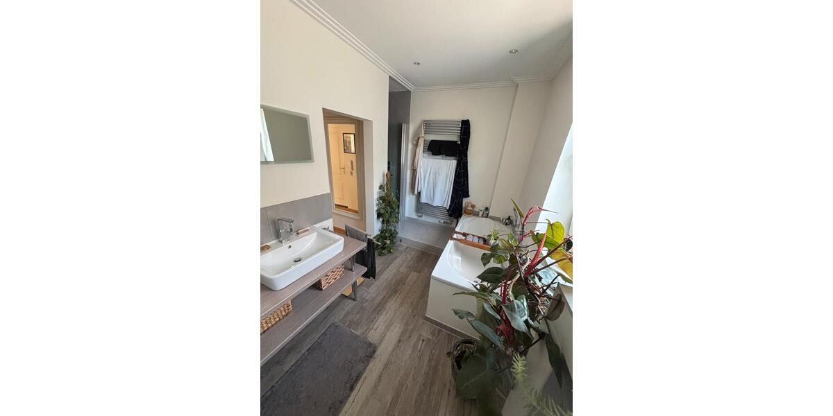Etagenwohnung Dortmund Hombruch - 3.5 Zimmer, 86 m&sup2;, 1.200&euro; | Angebot:27613506