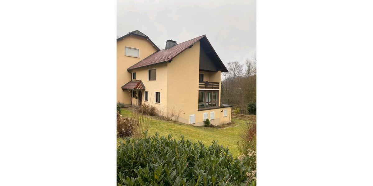 Doppelhaushälfte Werdohl - 7 Zimmer, 190 m&sup2;, 209.000&euro; | Angebot:27484926
