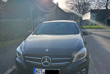 Mercedes-Benz A 180 108.480 km 11.900 &euro; Witten 58455