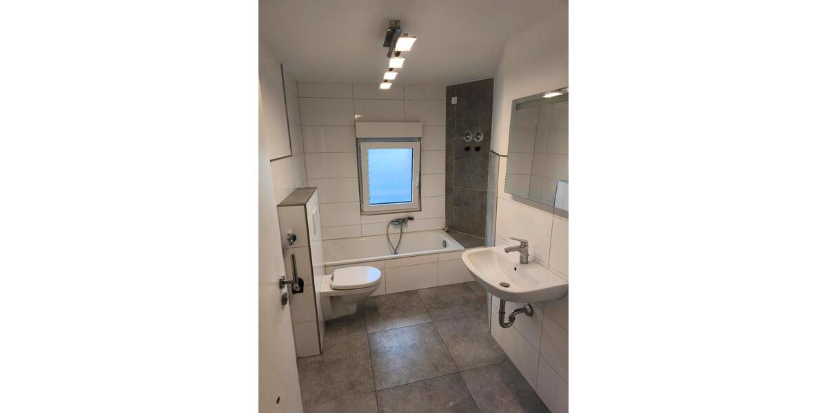 Dachgeschoßwohnung Hamm Berge - 3 Zimmer, 60 m&sup2;, 650&euro; | Angebot:25404186