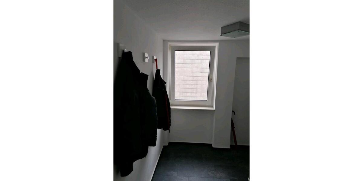 Etagenwohnung Lüdenscheid - 3 Zimmer, 100 m&sup2;, 780&euro; | Angebot:25051482