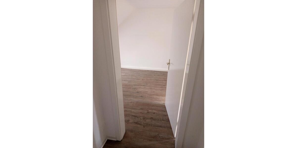 Dachgeschoßwohnung Herne Altenhöfen - 2 Zimmer, 34 m&sup2;, 362&euro; | Angebot:25991597