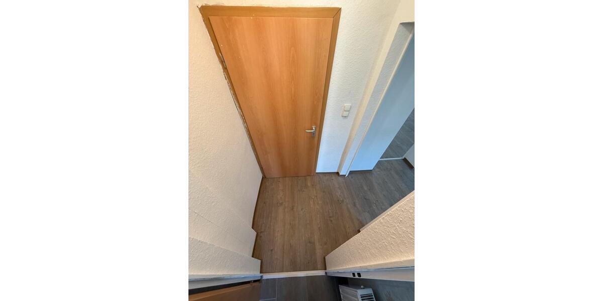 Erdgeschoßwohnung Lüdenscheid - 2 Zimmer, 35 m&sup2;, 400&euro; | Angebot:25903105