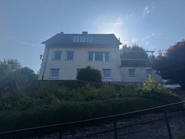 Einfamilienhaus Altena - 8 Zimmer, 170 m&sup2;, 299.900&euro; | Angebot:25685546