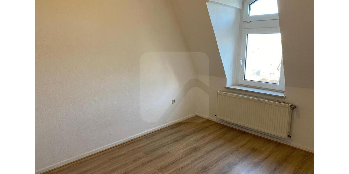 Dachgeschoßwohnung Hagen - 2 Zimmer, 66 m&sup2;, 430&euro; | Angebot:24703836