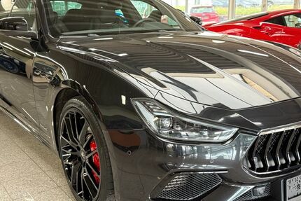 Maserati Ghibli 63.500 km 52.990 &euro; Hattingen (bei Bochum) 45527