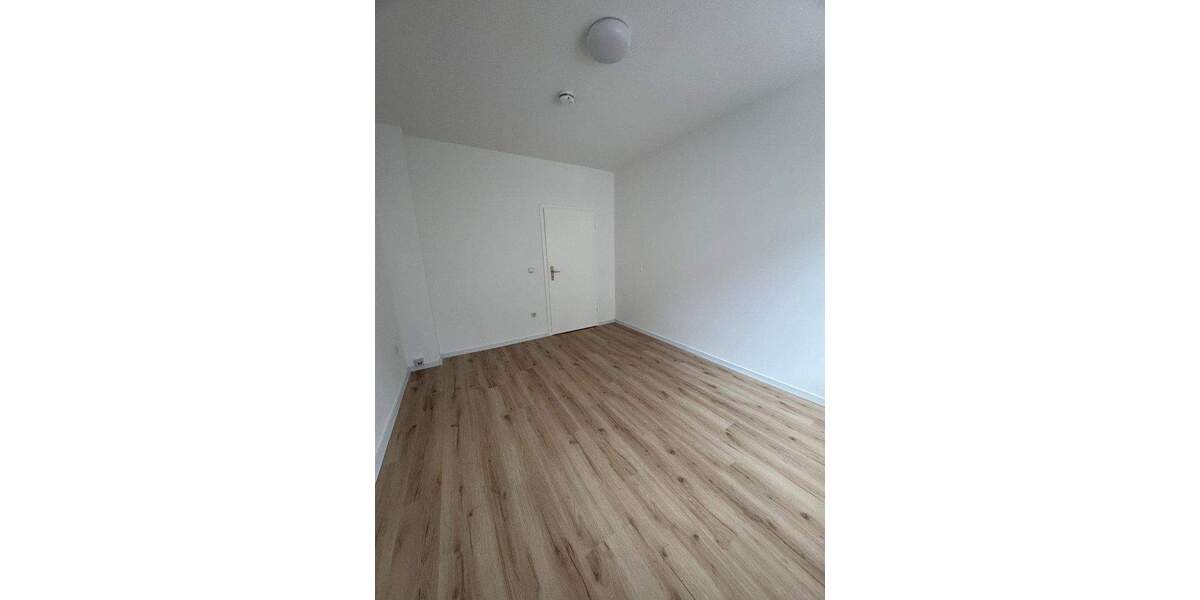 Etagenwohnung Witten Annen - 3 Zimmer, 85 m&sup2;, 890&euro; | Angebot:25910520