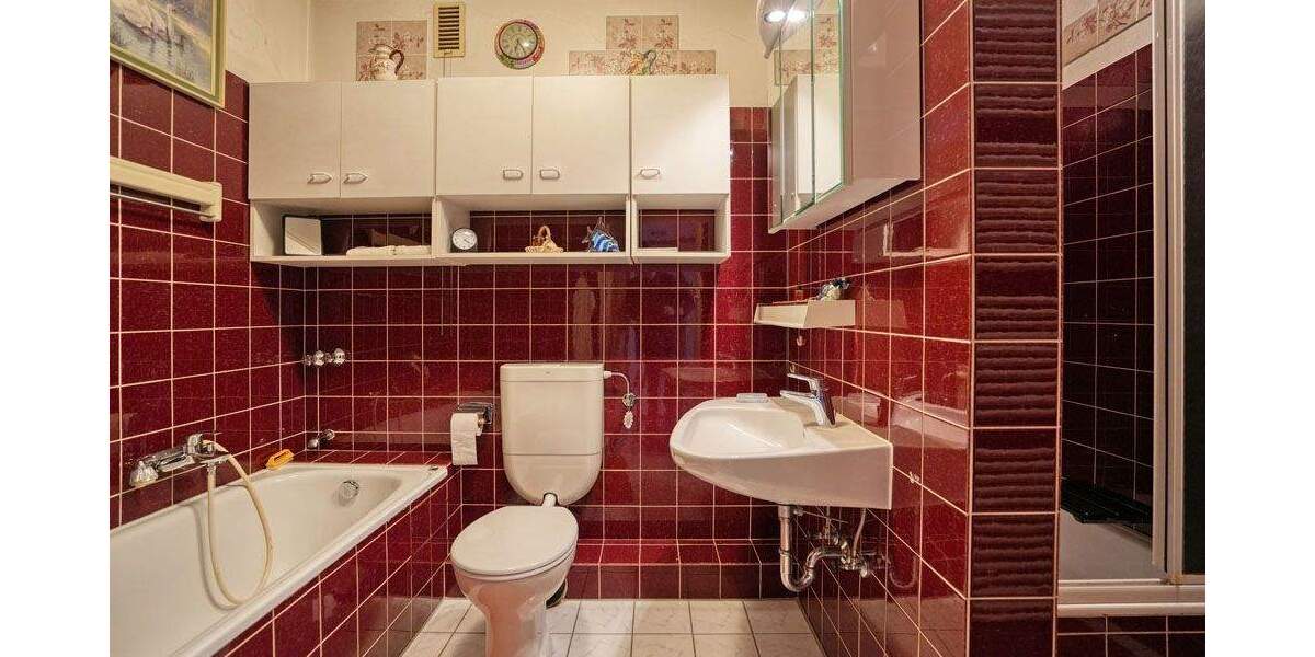 Mehrfamilienhaus, Wohnhaus Bochum Wiemelhausen - 9 Zimmer, 275 m&sup2;, 695.000&euro; | Angebot:25687045