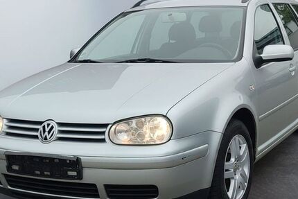 VW Golf 133.000 km 1.490 &euro; Schwerte 58239