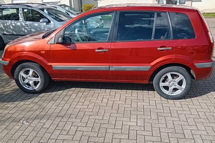 Ford Fusion 114.427 km 2.500 &euro; Witten 58453