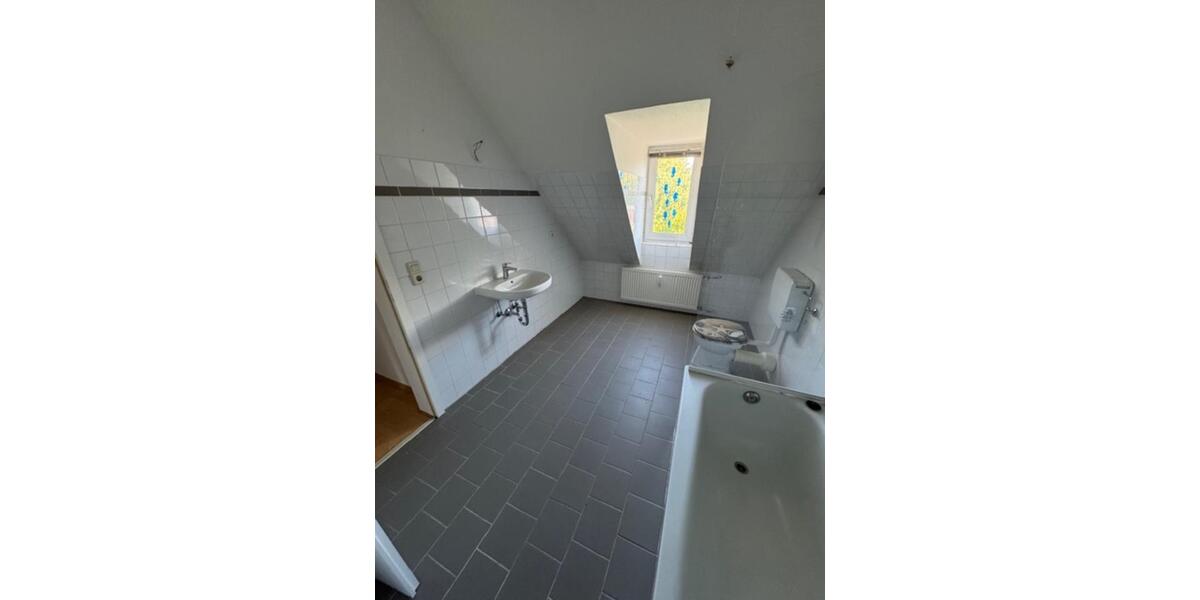 Dachgeschoßwohnung Herne Sodingen - 3 Zimmer, 90 m&sup2;, 525&euro; | Angebot:18790395
