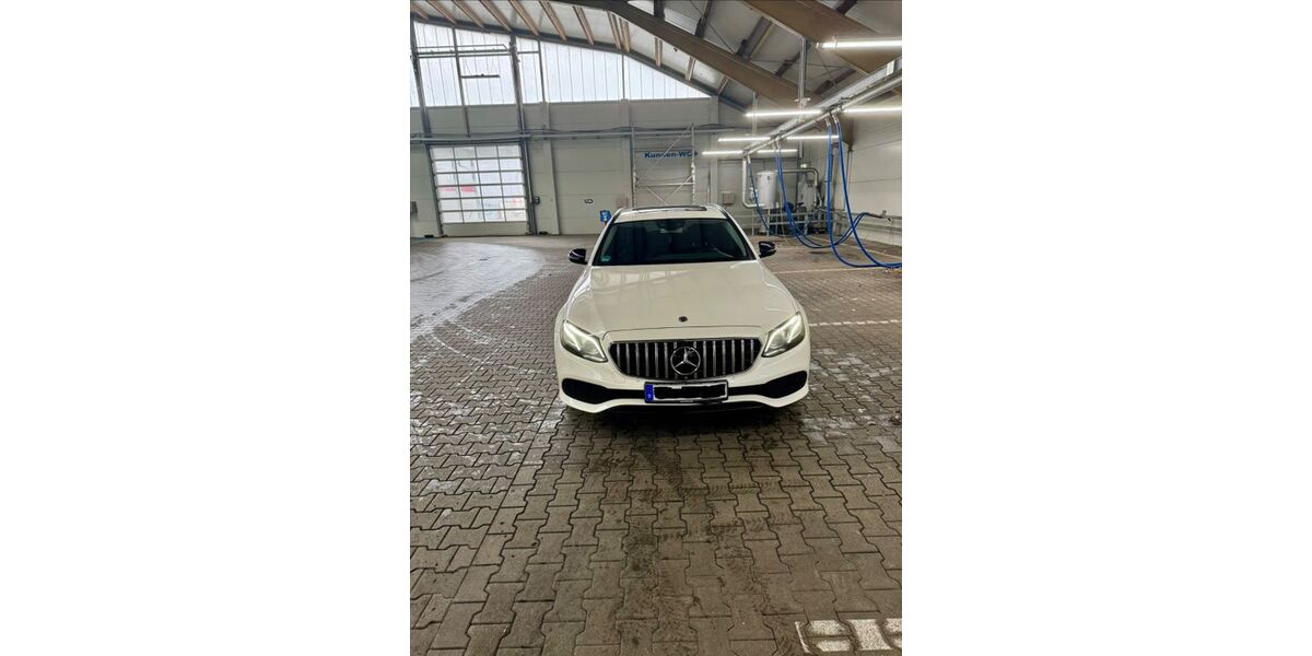 Mercedes-Benz E 200 86.259 km 24.200 &euro; Lünen 44534