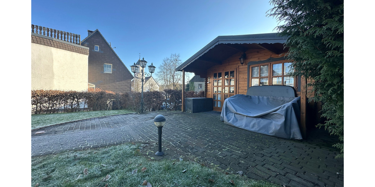 Doppelhaushälfte Balve Mellen - 7 Zimmer, 229 m&sup2;, 255.500&euro; | Angebot:25703460