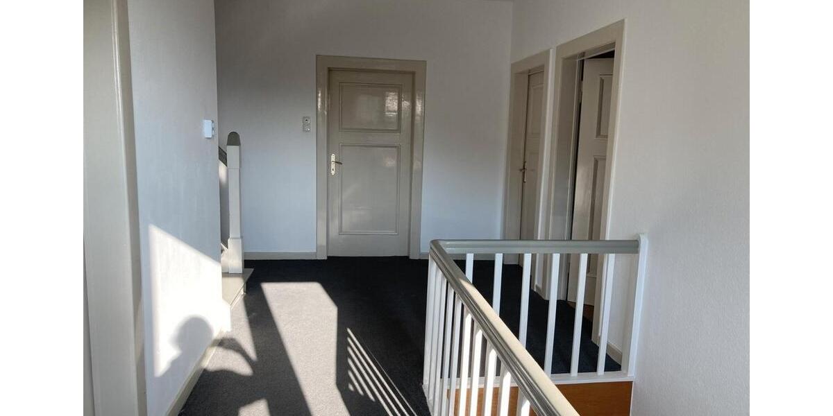 Einfamilienhaus Altena - 10 Zimmer, 270 m&sup2;, 369.000&euro; | Angebot:26766281