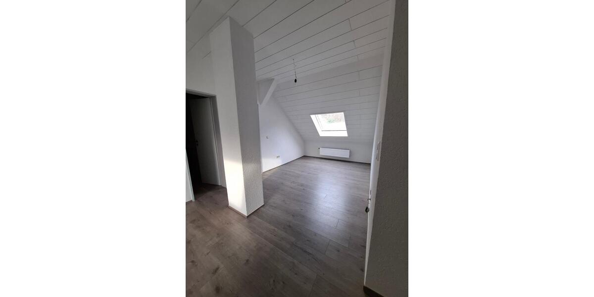 Dachgeschoßwohnung Hagen Dahl - 2.5 Zimmer, 69 m&sup2;, 520&euro; | Angebot:25538422