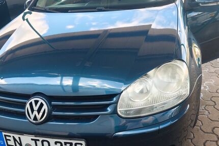 VW Golf 156.000 km 2.300 &euro; Hattingen 45525