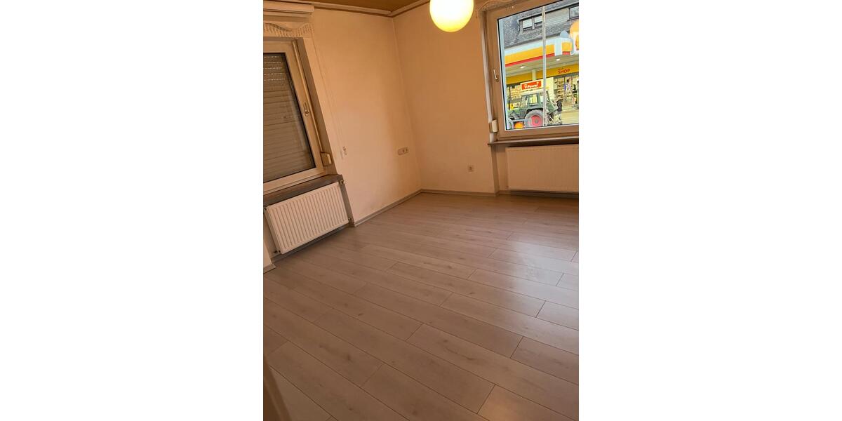 Erdgeschoßwohnung Balve - 3 Zimmer, 85 m&sup2;, 600&euro; | Angebot:25286290