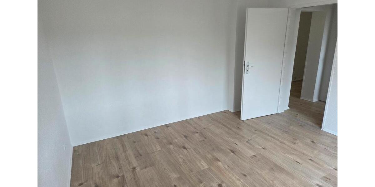 Erdgeschoßwohnung Werdohl - 3 Zimmer, 64 m&sup2;, 386&euro; | Angebot:25103498