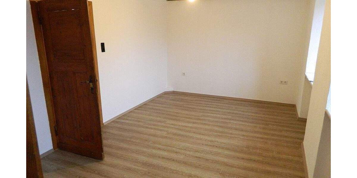Etagenwohnung Lüdenscheid Brüninghausen - 4 Zimmer, 97 m&sup2;, 500&euro; | Angebot:25697792