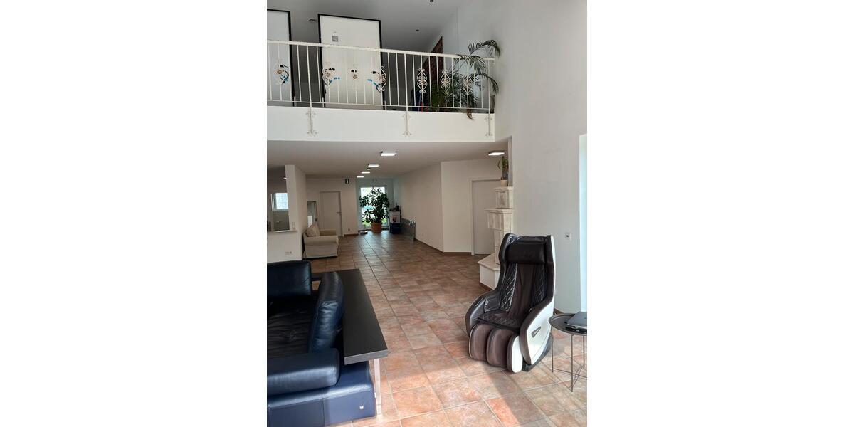 Einfamilienhaus Kamen - 8 Zimmer, 340 m&sup2;, 585.000&euro; | Angebot:25452133